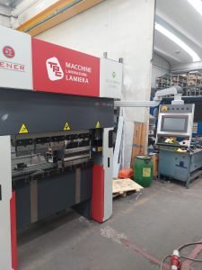 Piegatrice elettrica Mod. DDS 2090 – 900×20 ton