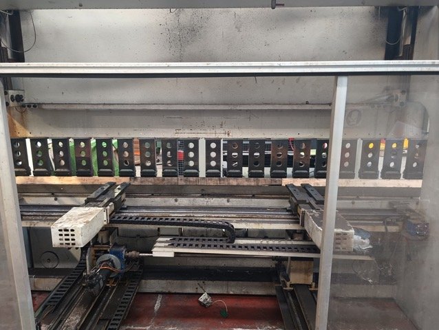 Pressa Piegatrice idraulica Warcom 4000×200 ton