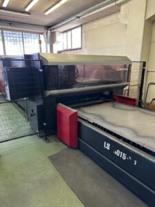 Taglio Laser a CO2 Amada mod LC 3015 XI NT – 1500×3000 mm Potenza 4000w