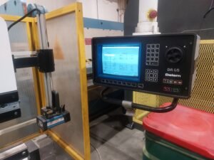 Pressa Piegatrice Idraulica Farina 3300×110 Ton