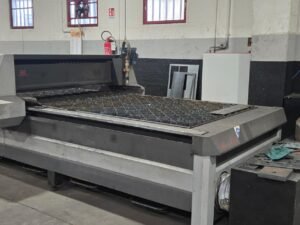 Plasma Cutting HPM 4000x1500 mm with HPR 130