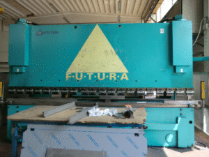 Pressa Piegatrice idraulica Warcom 4000x200 Ton