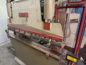 Pressa Piegatrice Idraulica Arienti 1550x20 ton